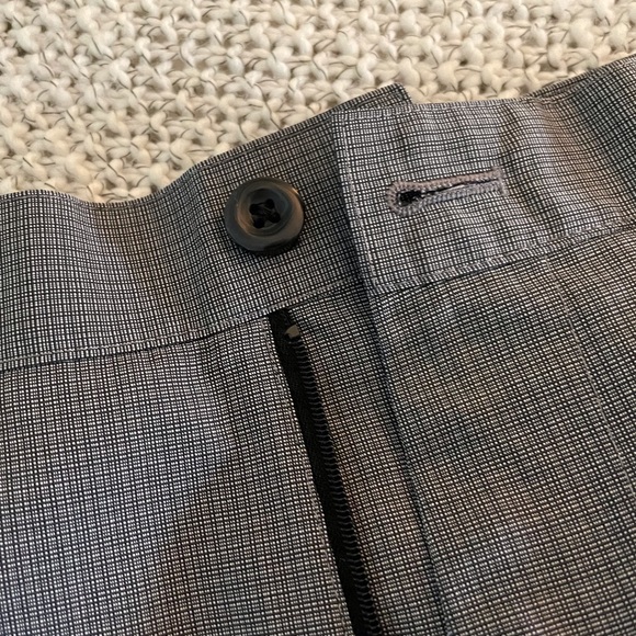 ❤️ SOLD ❤️ Izod 34W Grey Moisture Wicking Golf Shorts - Picture 5 of 7